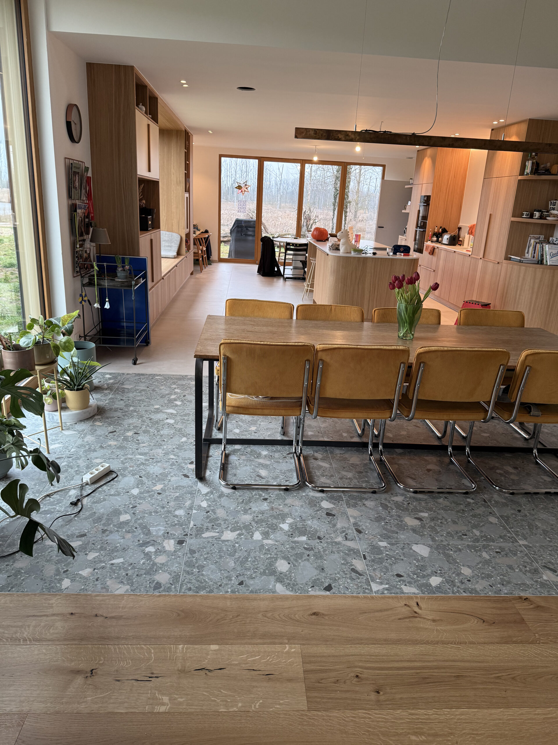 Vivafloors click systeem plaatsing bureau