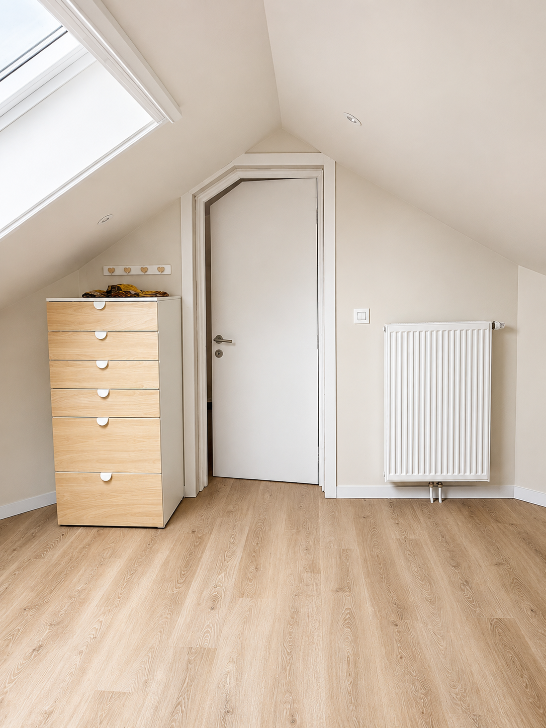 Zolderrenovatie Overhespen - badkamer en interieurafwerking