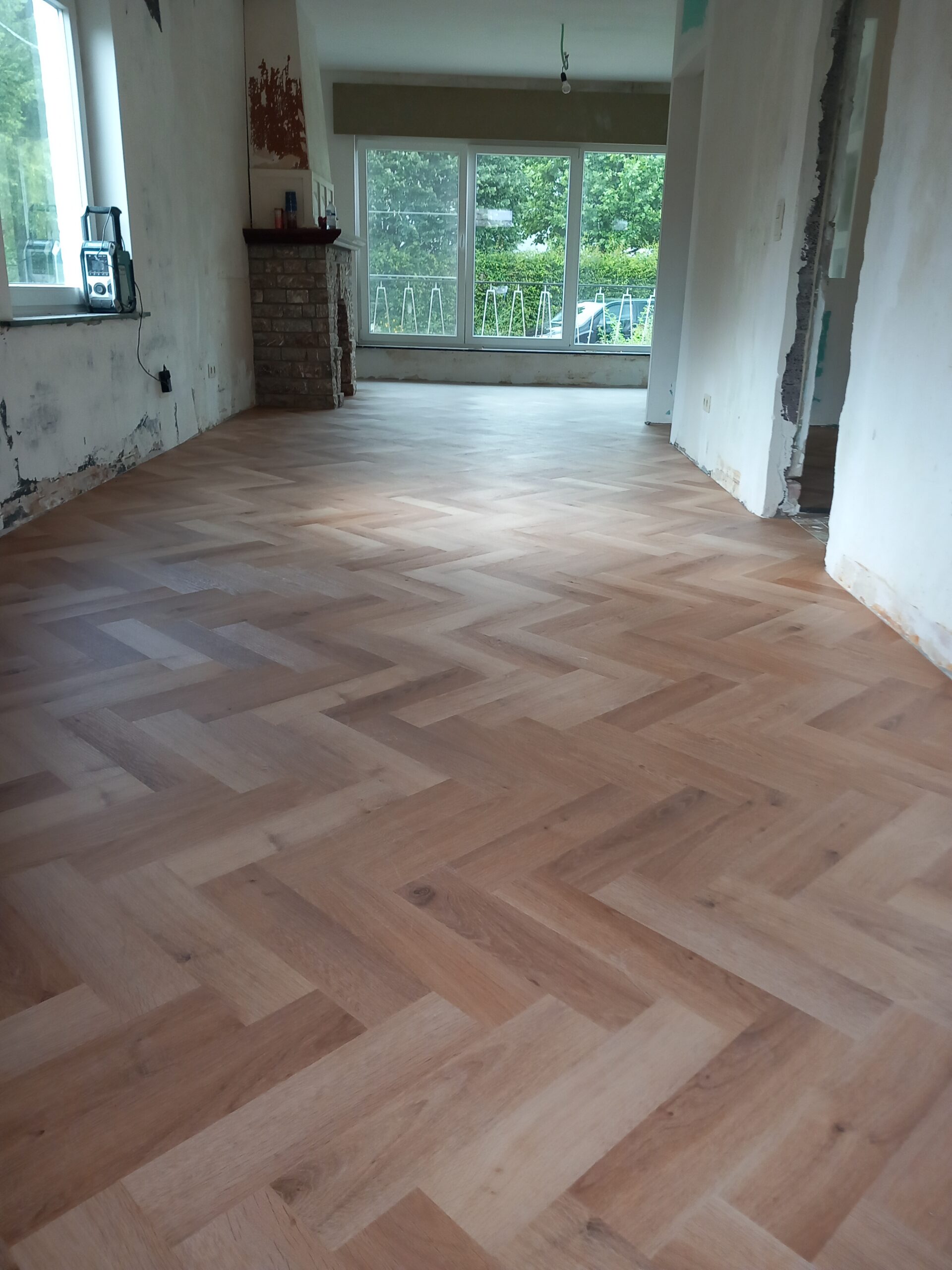 PVC visgraatvloer in Leuven met Invictus Maximus Highland Oak Classic door HD Dynamica
